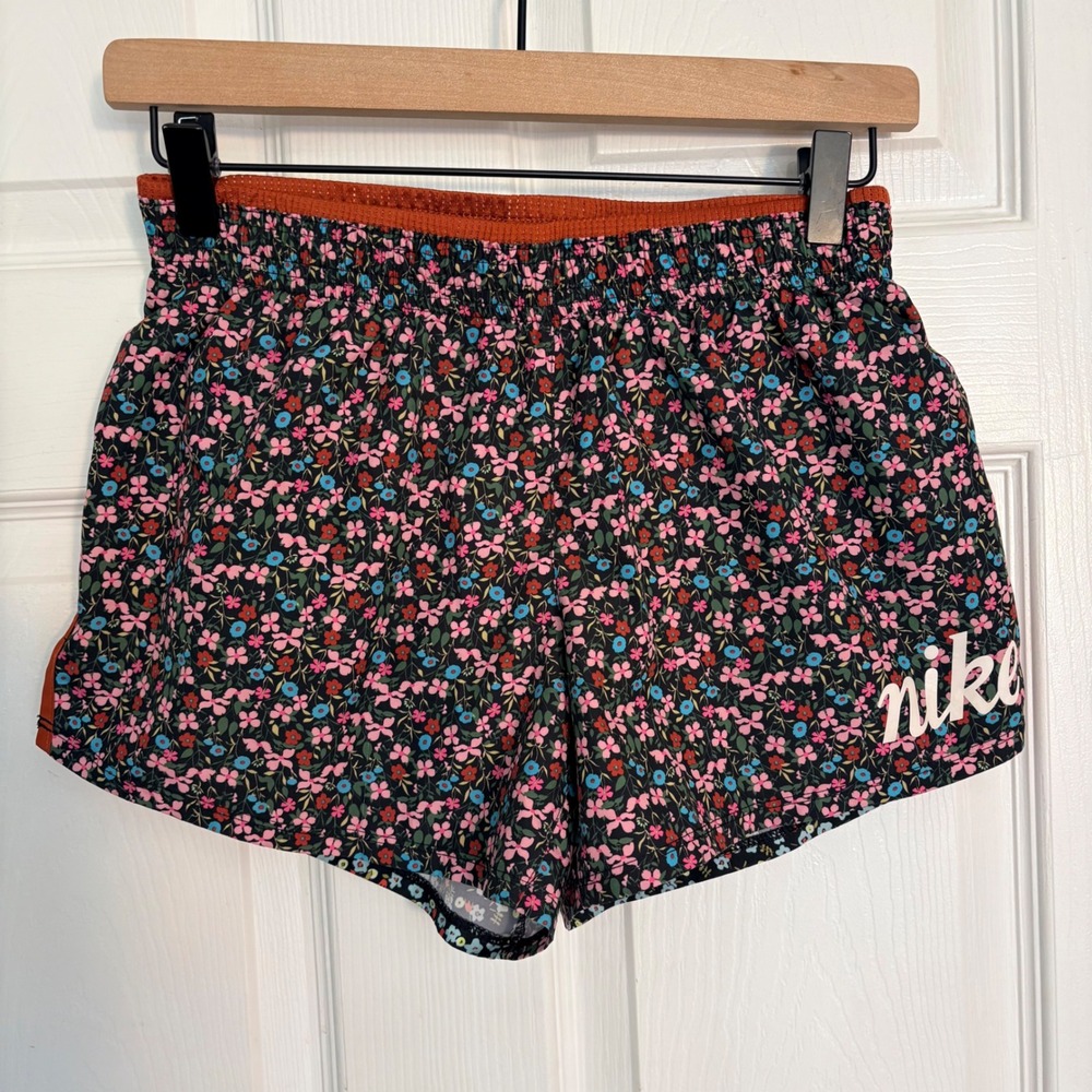 Nike Running Shorts Small Black Floral Script Logo Elastic Waist Athletic